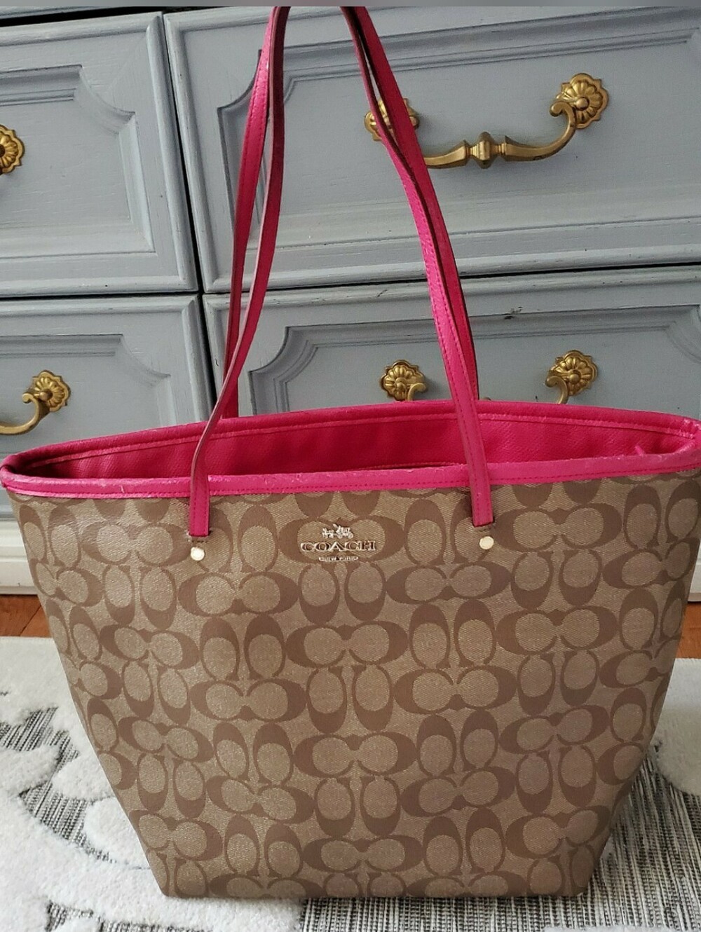 COACH Signature Taxi Tote Khaki Canvas Pink Leather Trim Monogram